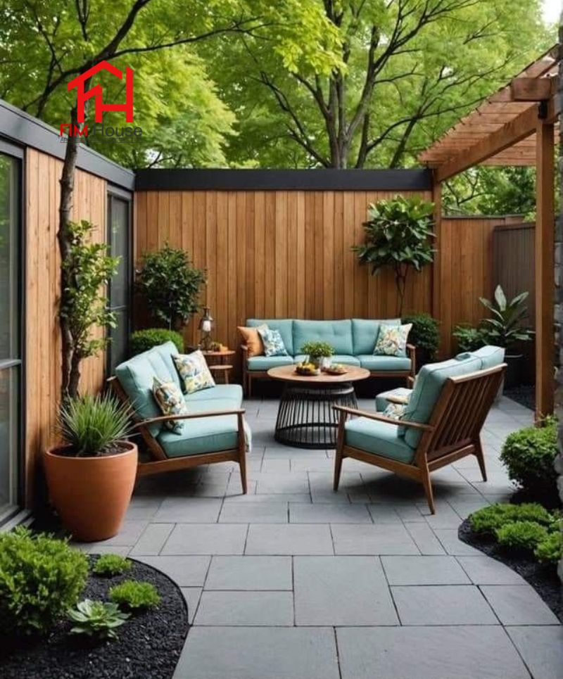 sân vườn có khu vực nghĩ ngơi ngoài trời